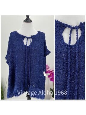 Vertigo  S/M Beautiful Womens Poncho Blue